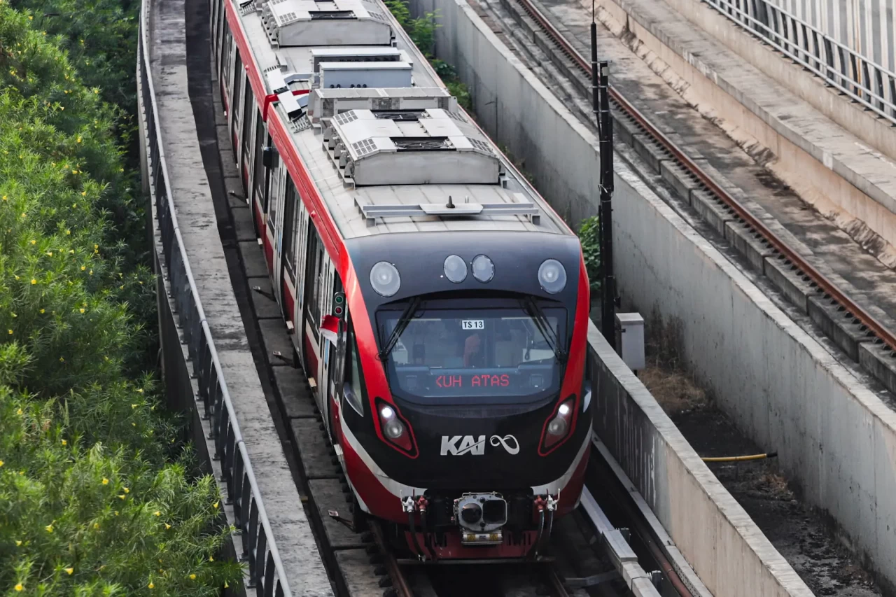 KAI Perpanjang Jam Operasional...