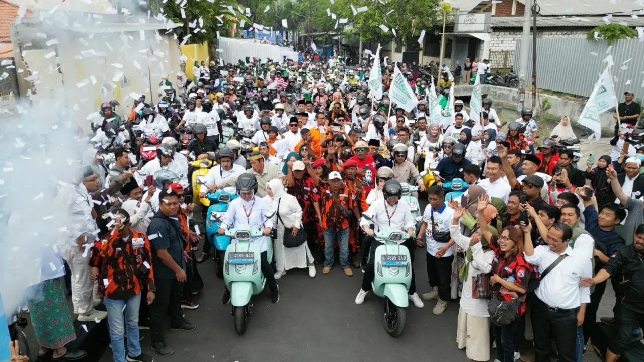 Ribuan Masyarakat Jatim...