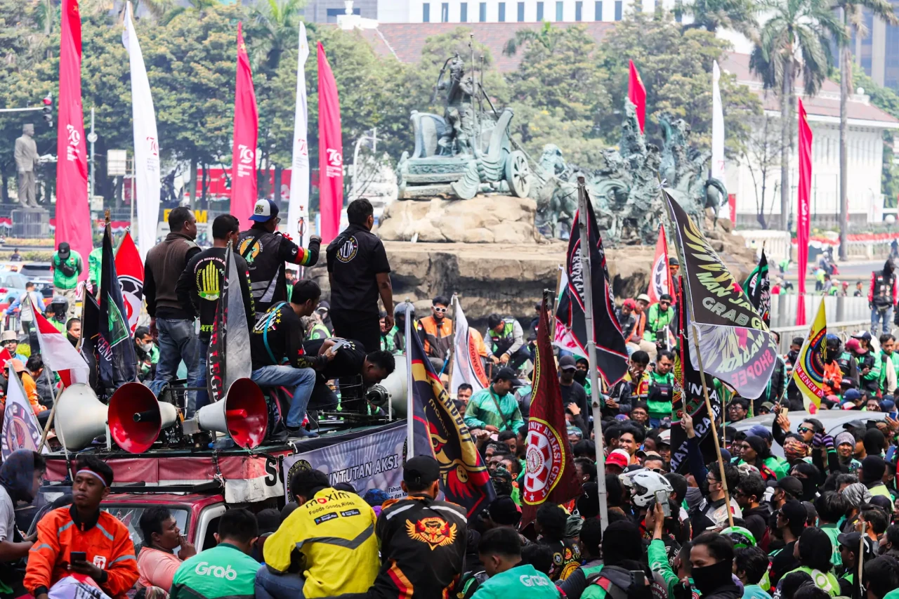 Aksi Demo Driver Ojek...