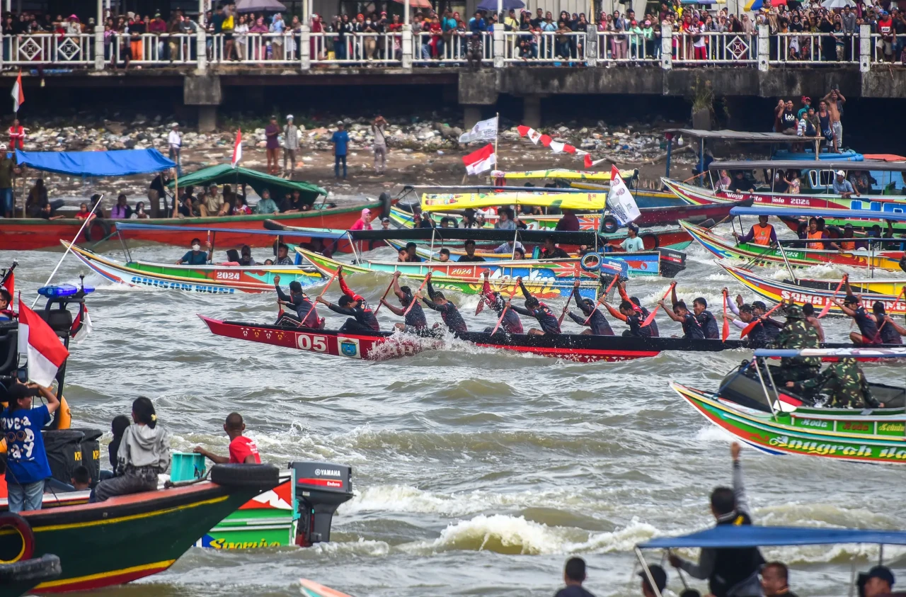 Potret Keseruan Lomba...