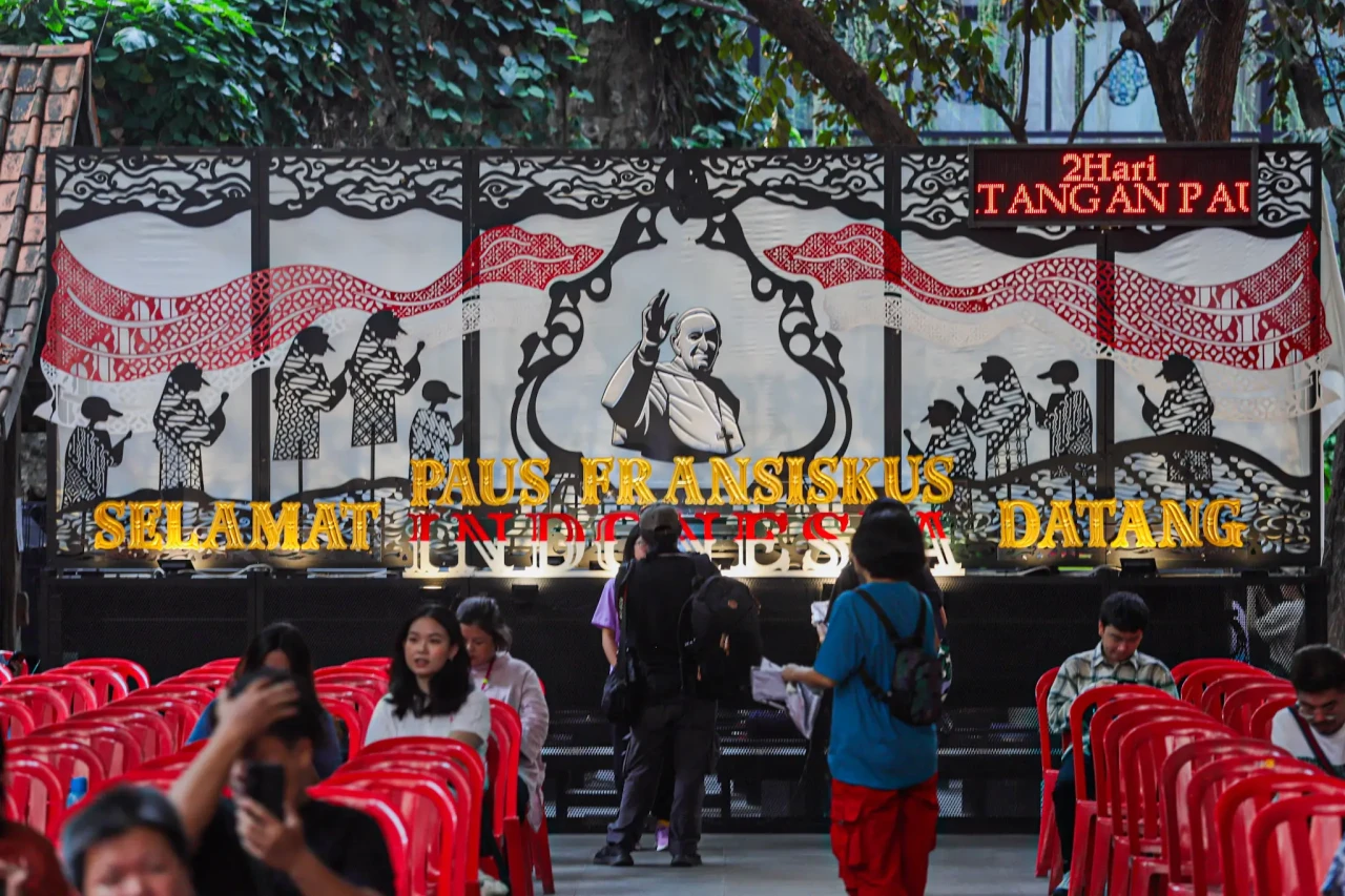 Gereja Katedral Bersolek...