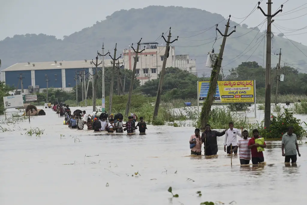 Banjir Terjang India,...