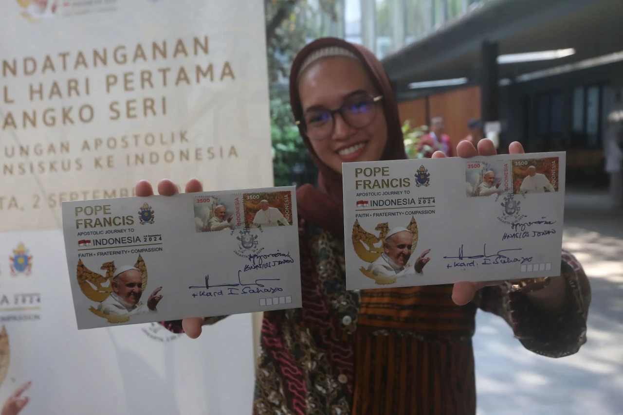 Perangko Edisi Spesial...