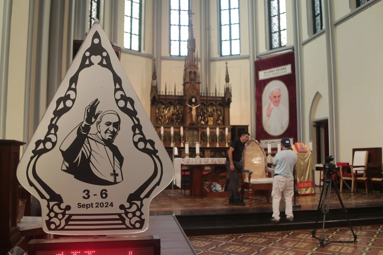 Gereja Katedral Bersiap...