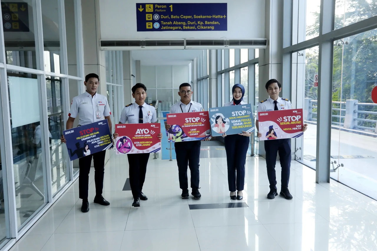 KAI Sosialisasikan Kampanye...