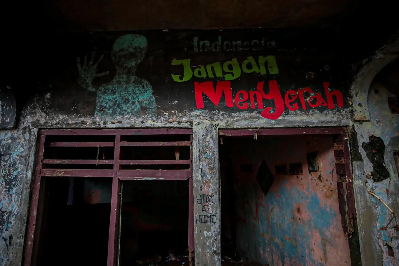 Sunyi Sepi Kampung ‘Zombie’...
