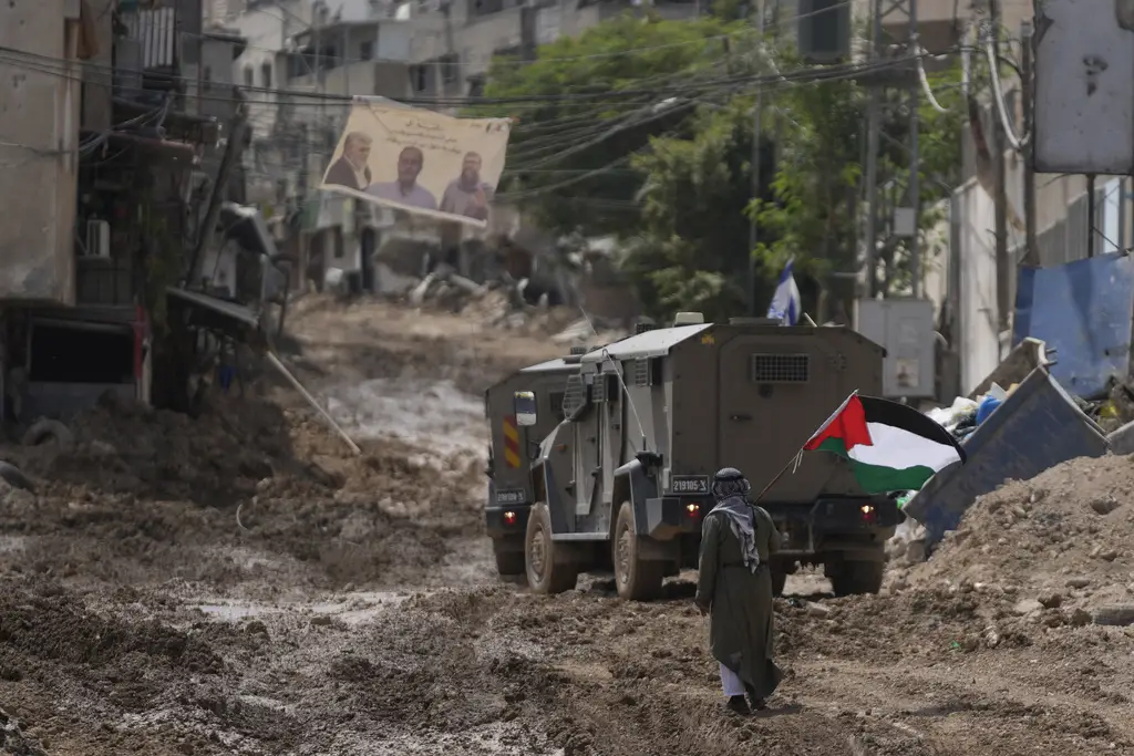 Militer Israel Gelar...