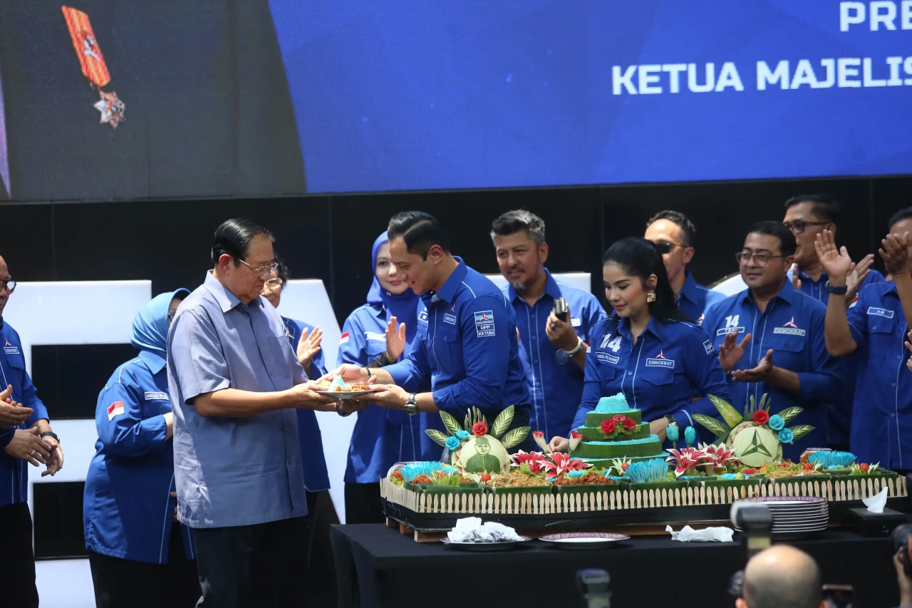 Perayaan HUT Ke-23 Partai...