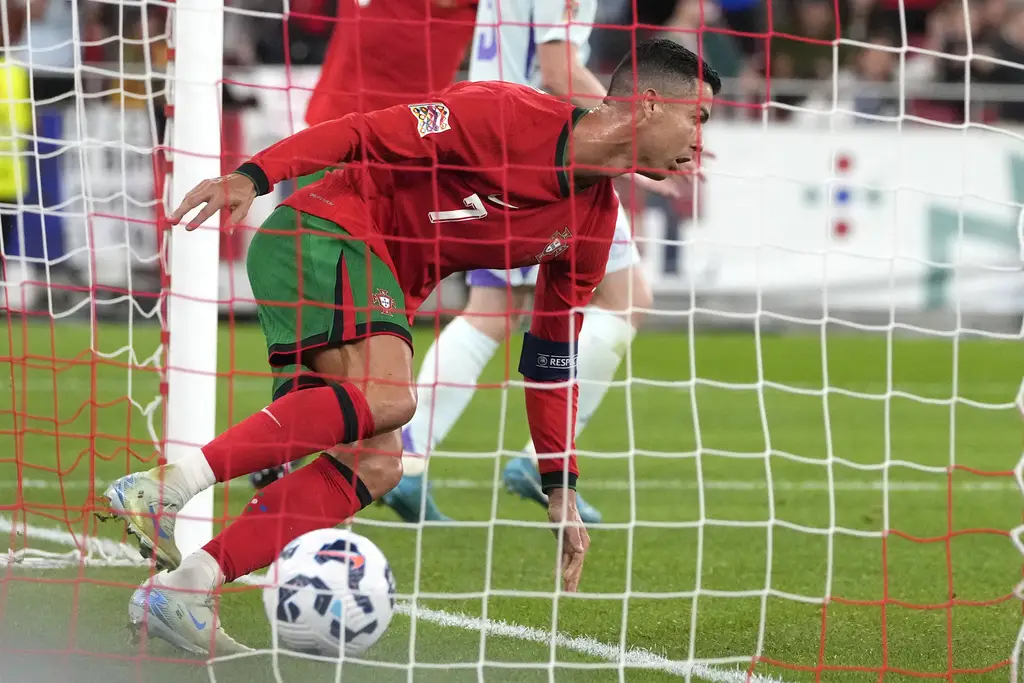 Portugal Bangkit dari...