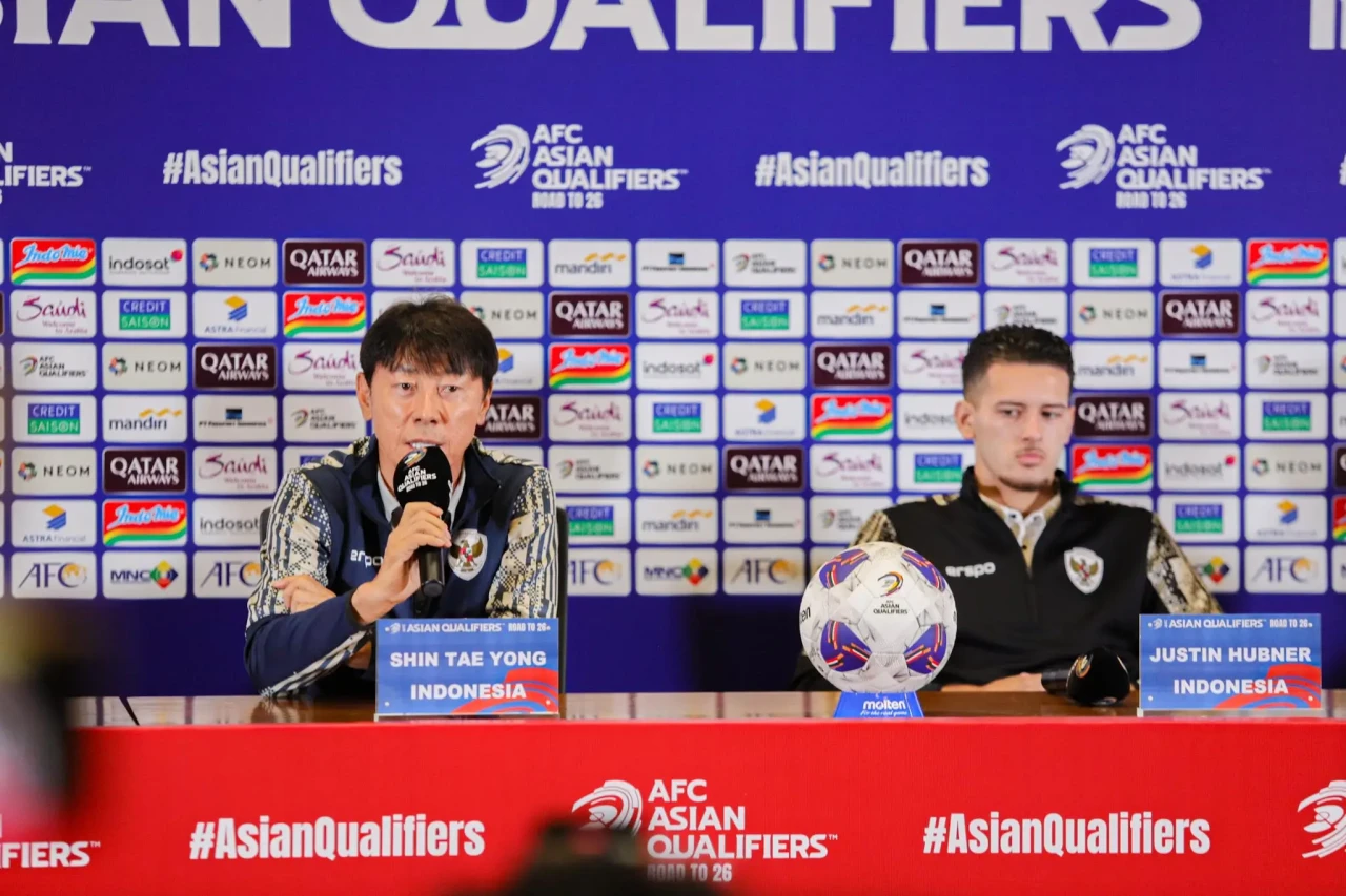 Shin Tae-yong Tegaskan...