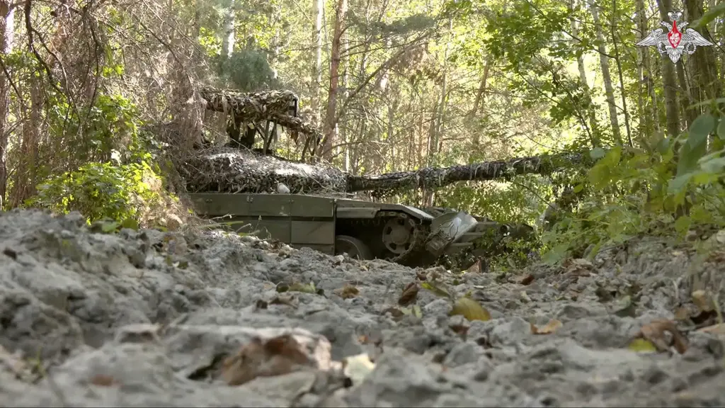 Hadang Militer Ukraina,...