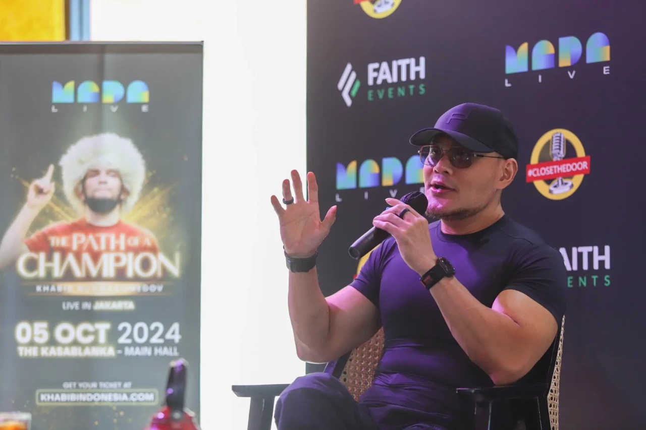 Legenda UFC Khabib Nurmagomedov...