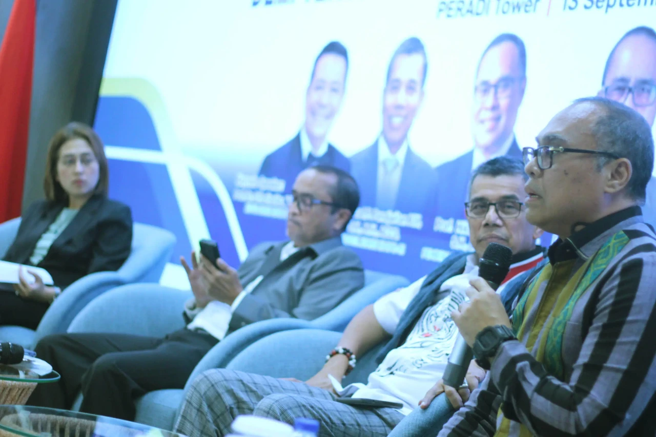Pelatihan Hukum Berlanjutan...