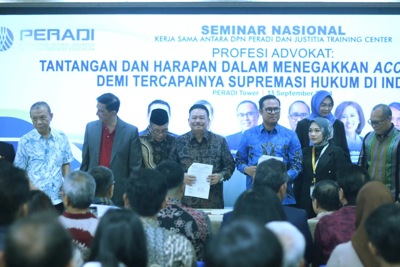 Pelatihan Hukum Berlanjutan...