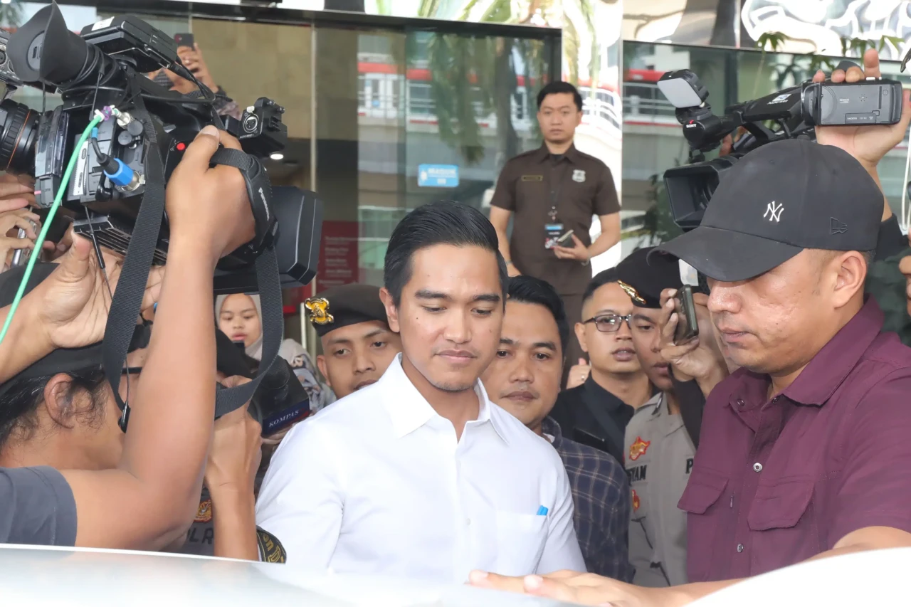 Kaesang Beri Klarifikasi...