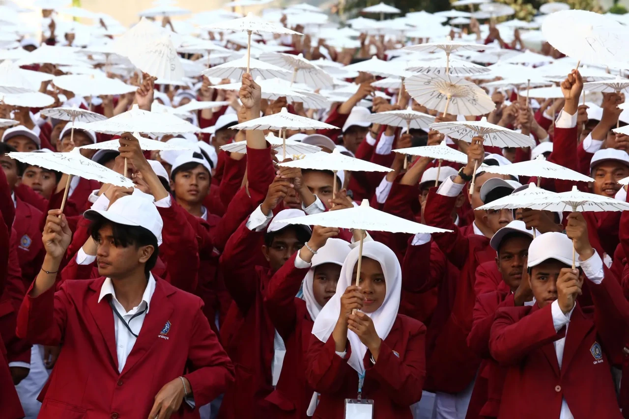 Mahasiswa Baru UM Surabaya...