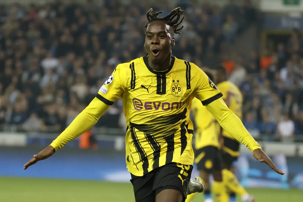 Dominasi Dortmund: Libas...