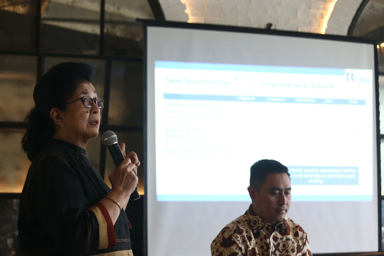 Diskusi Sanitasi dan...