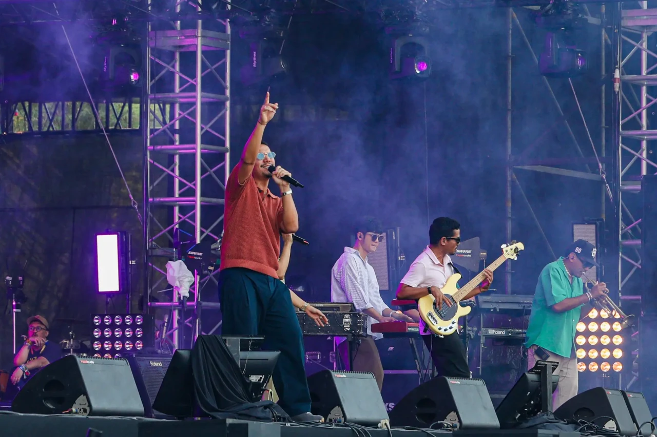 MALIQ & D’Essentials...