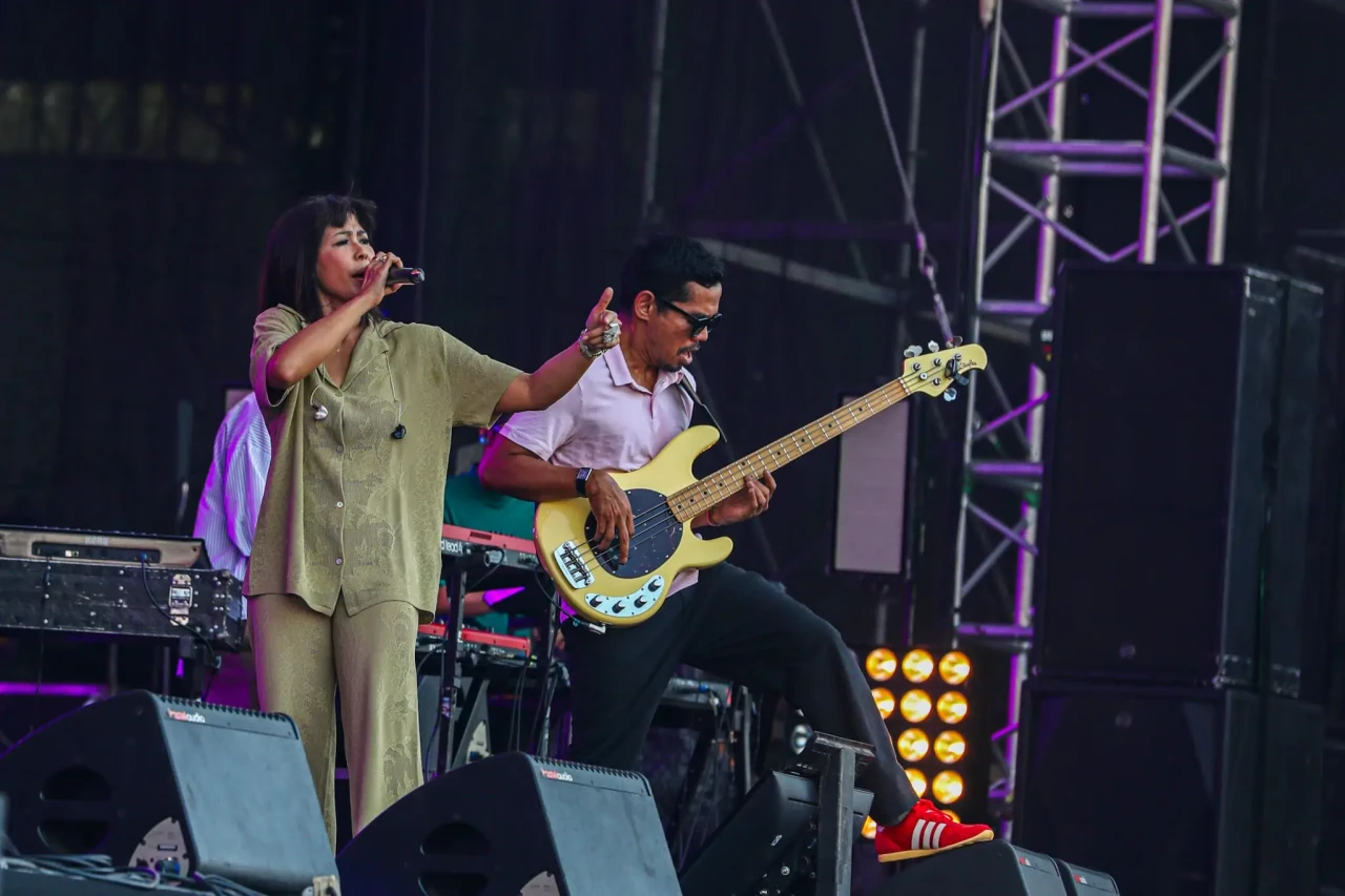 MALIQ & D’Essentials...