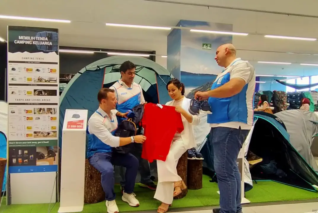 Kembali Hadir, Decathlon...
