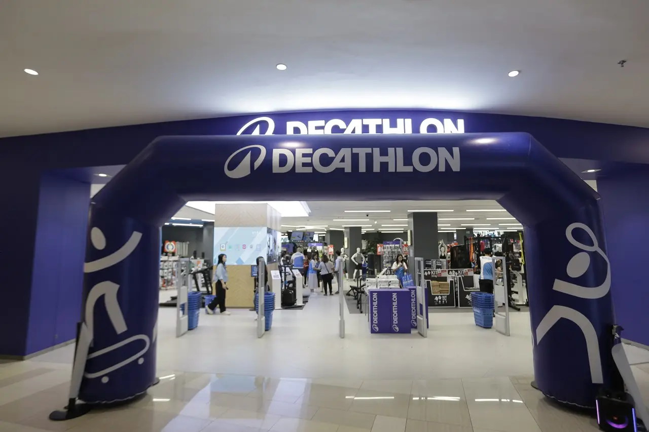 Kembali Hadir, Decathlon...