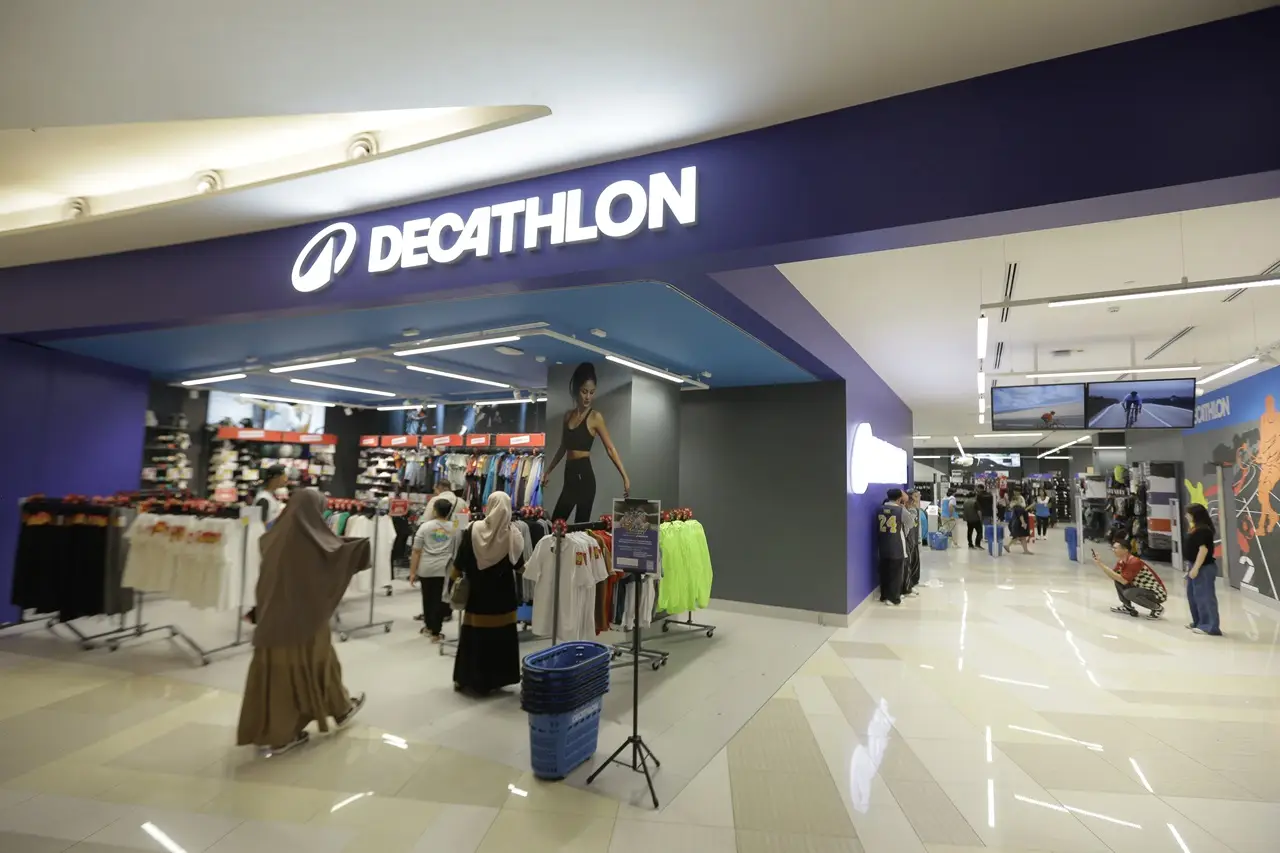 Kembali Hadir, Decathlon...