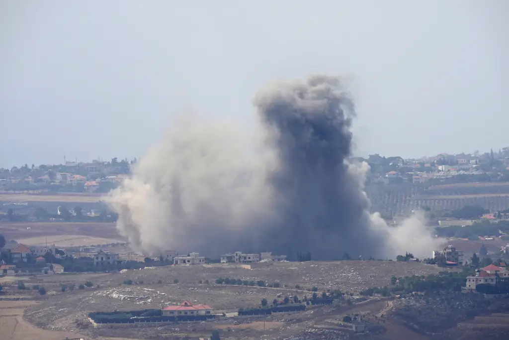 Serangan Udara Israel...