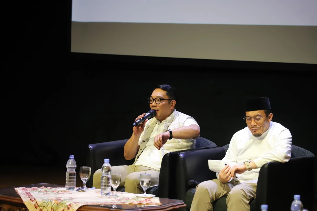 Dialog Publik Seni Bersama...