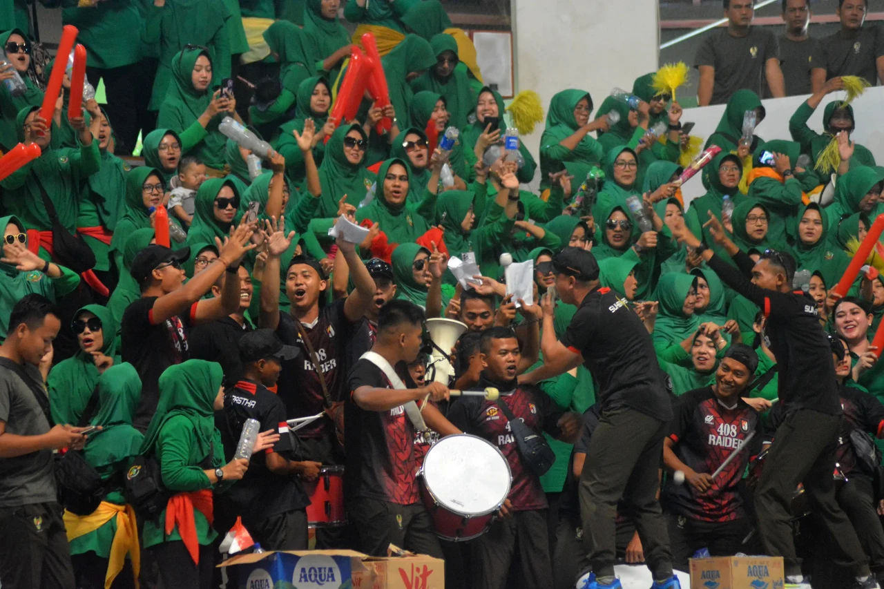 Kemeriahan Pembukaan...