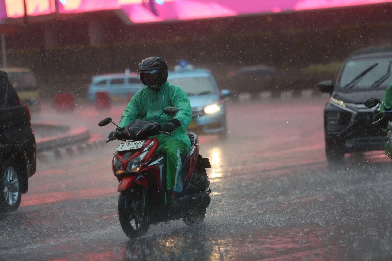 Potret Jakarta Diguyur...