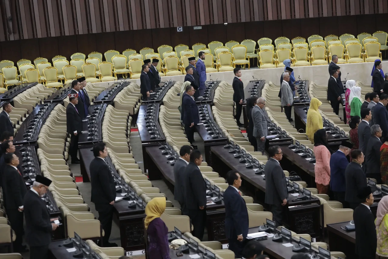 Sidang Paripurna Akhir...