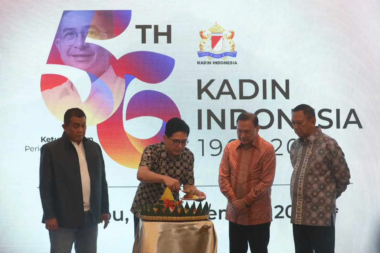 Perayaan HUT Kadin Indonesia...