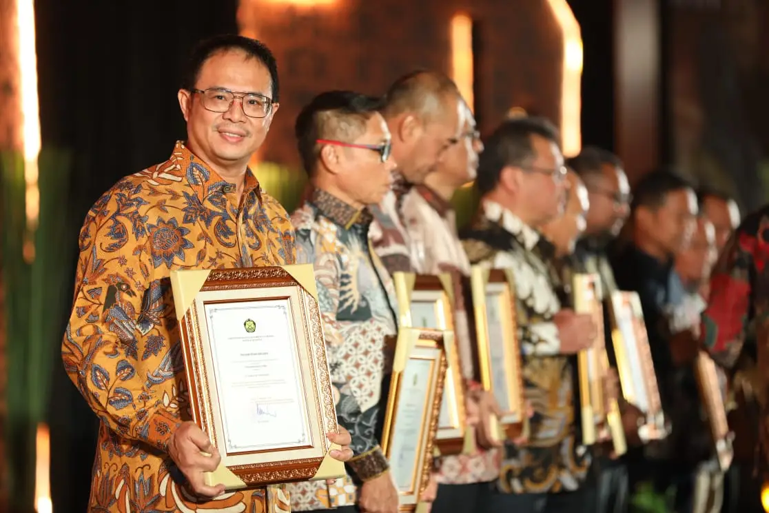 Penghargaan Prestasi...