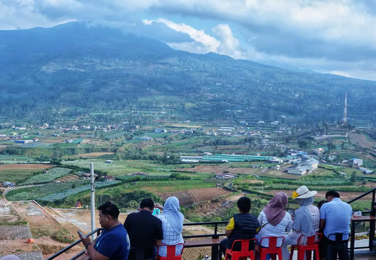 Sierra Sky View, Wisata...