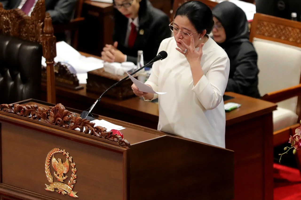 Puan Maharani Menangis...