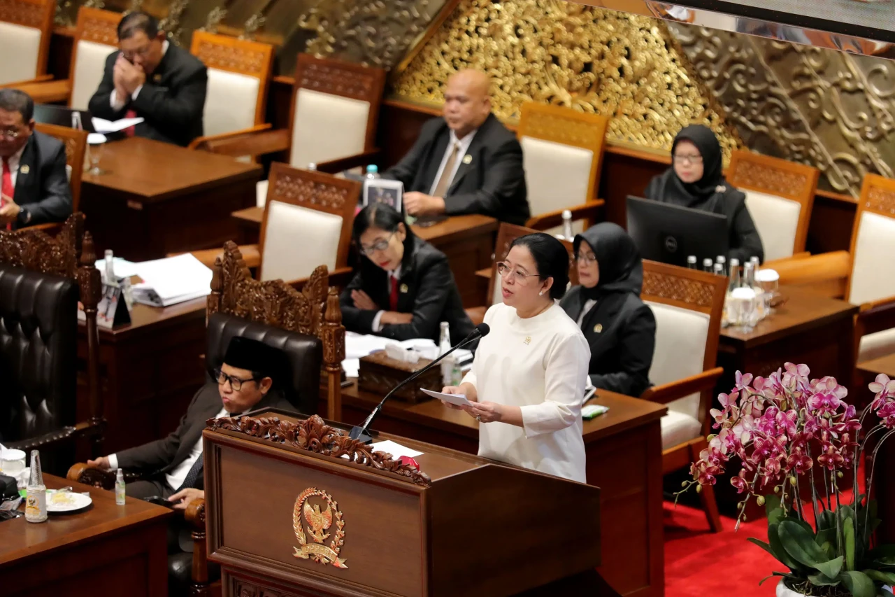 Puan Maharani Menangis...