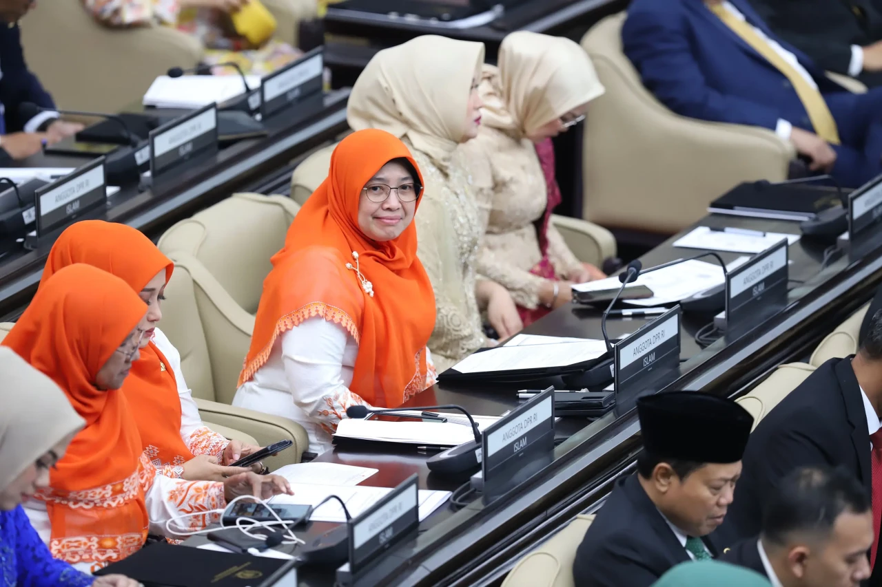 Potret Pelantikan Anggota...