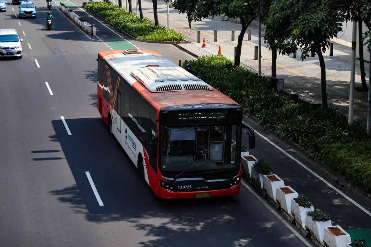 TransJakarta Tambah...