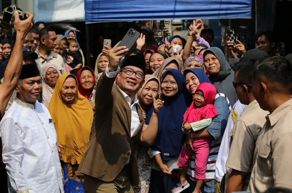 Ridwan Kamil Berkomitmen...