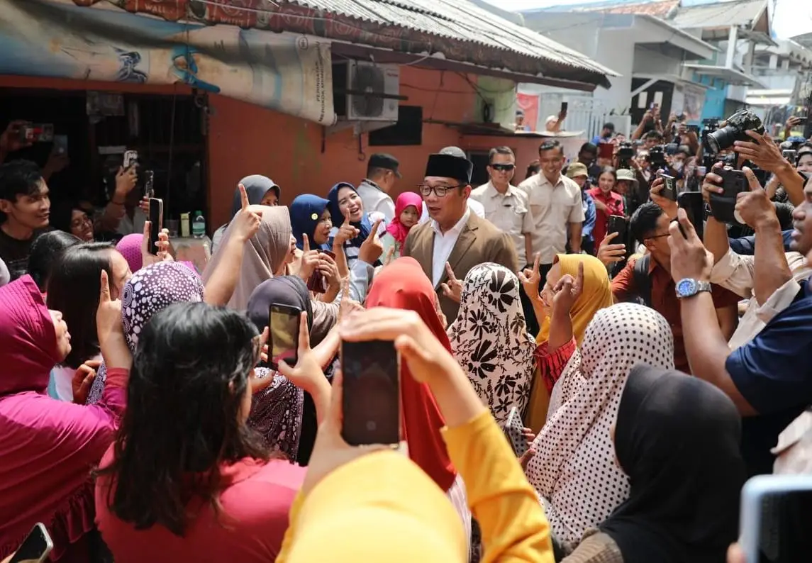 Ridwan Kamil Berkomitmen...