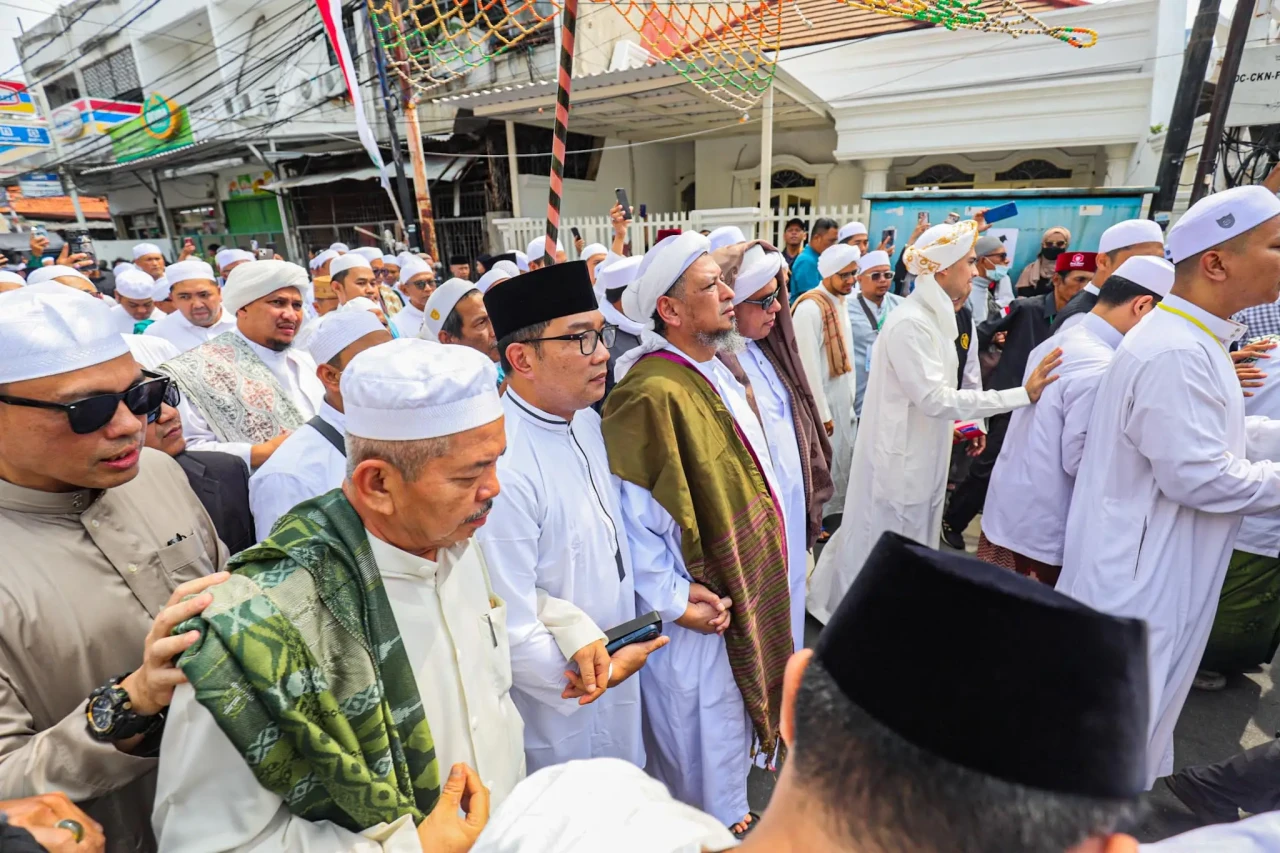 Ridwan Kamil Disambut...