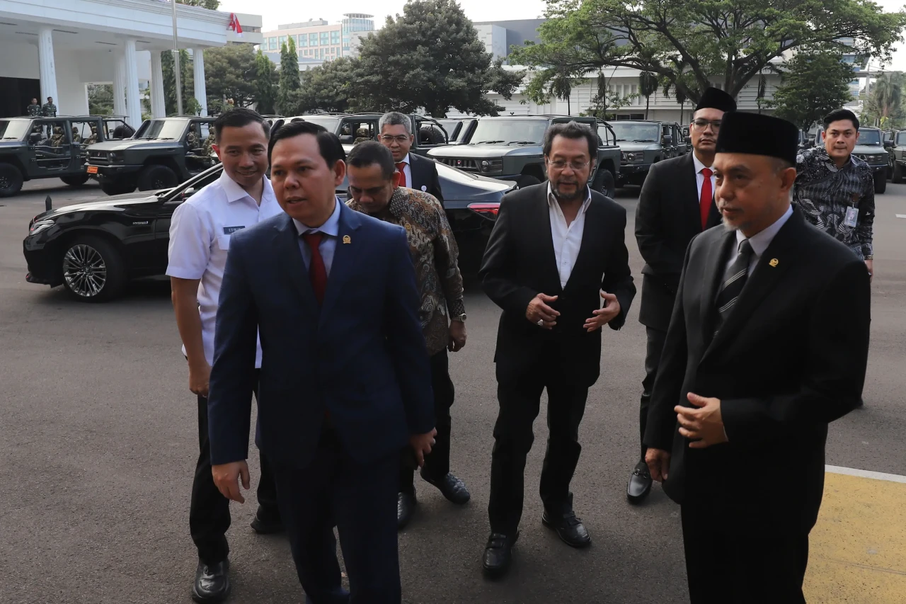 Pimpinan DPD Sambangi...