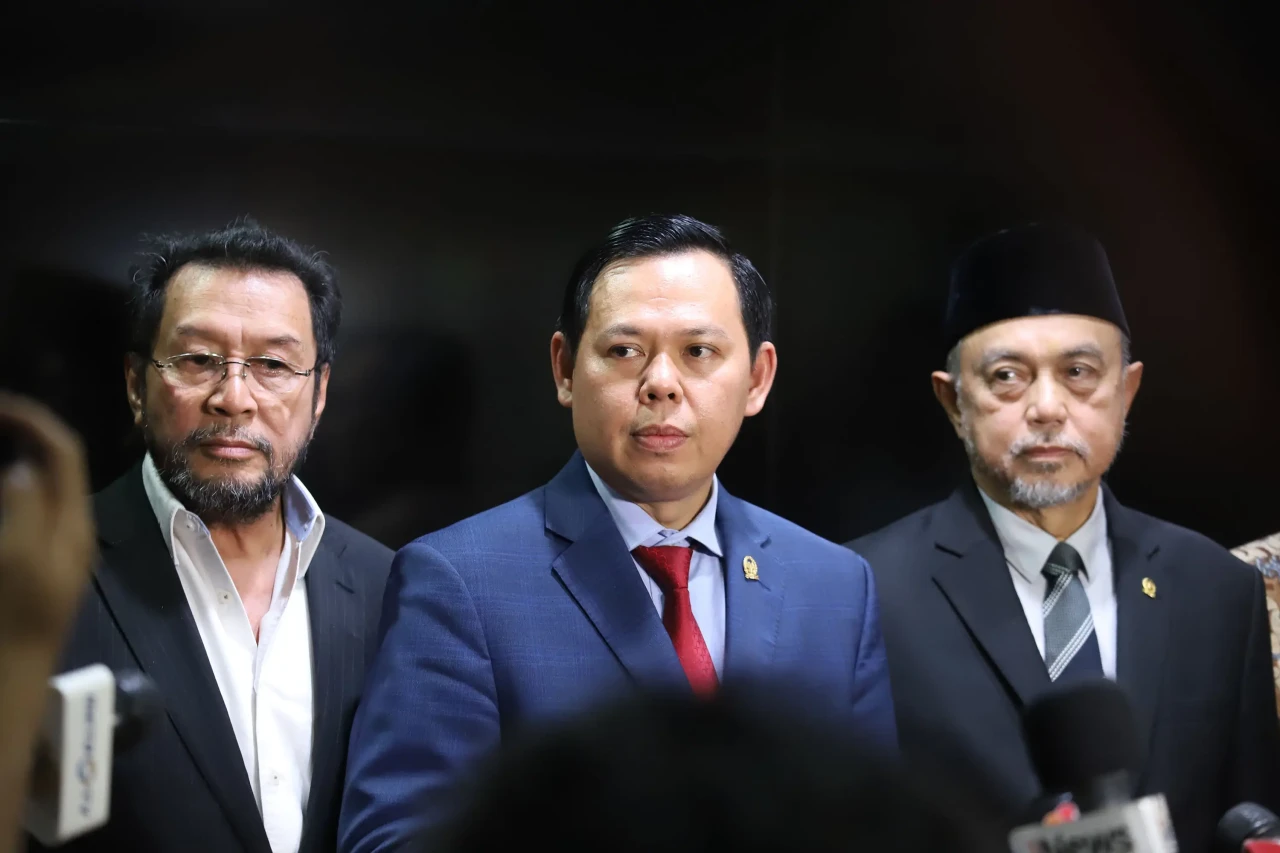 Pimpinan DPD Sambangi...