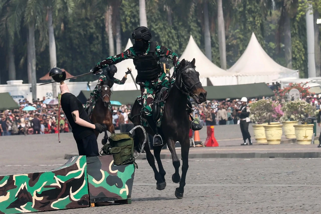 Pasukan Detasemen Kavaleri...