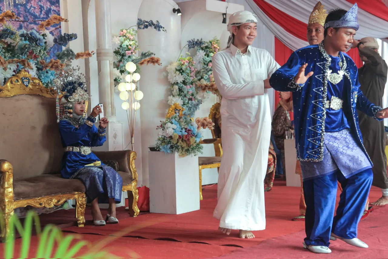 Potret Resepsi Nikah...