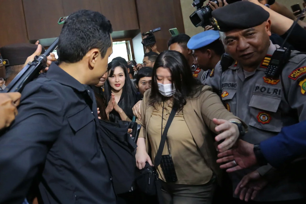 Momen Sandra Dewi Bersaksi...