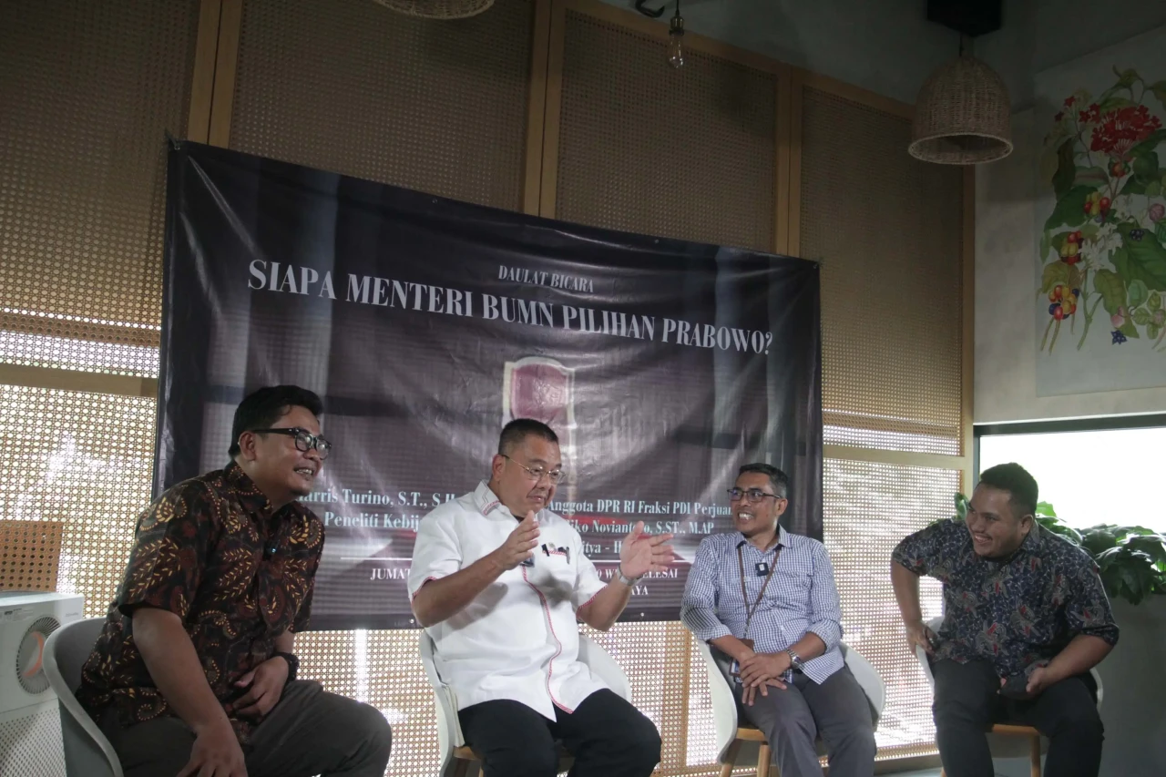 Diskusi Mencari Sosok...
