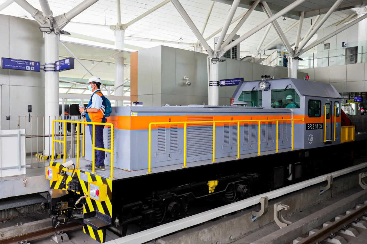 Pembangunan LRT Fase...