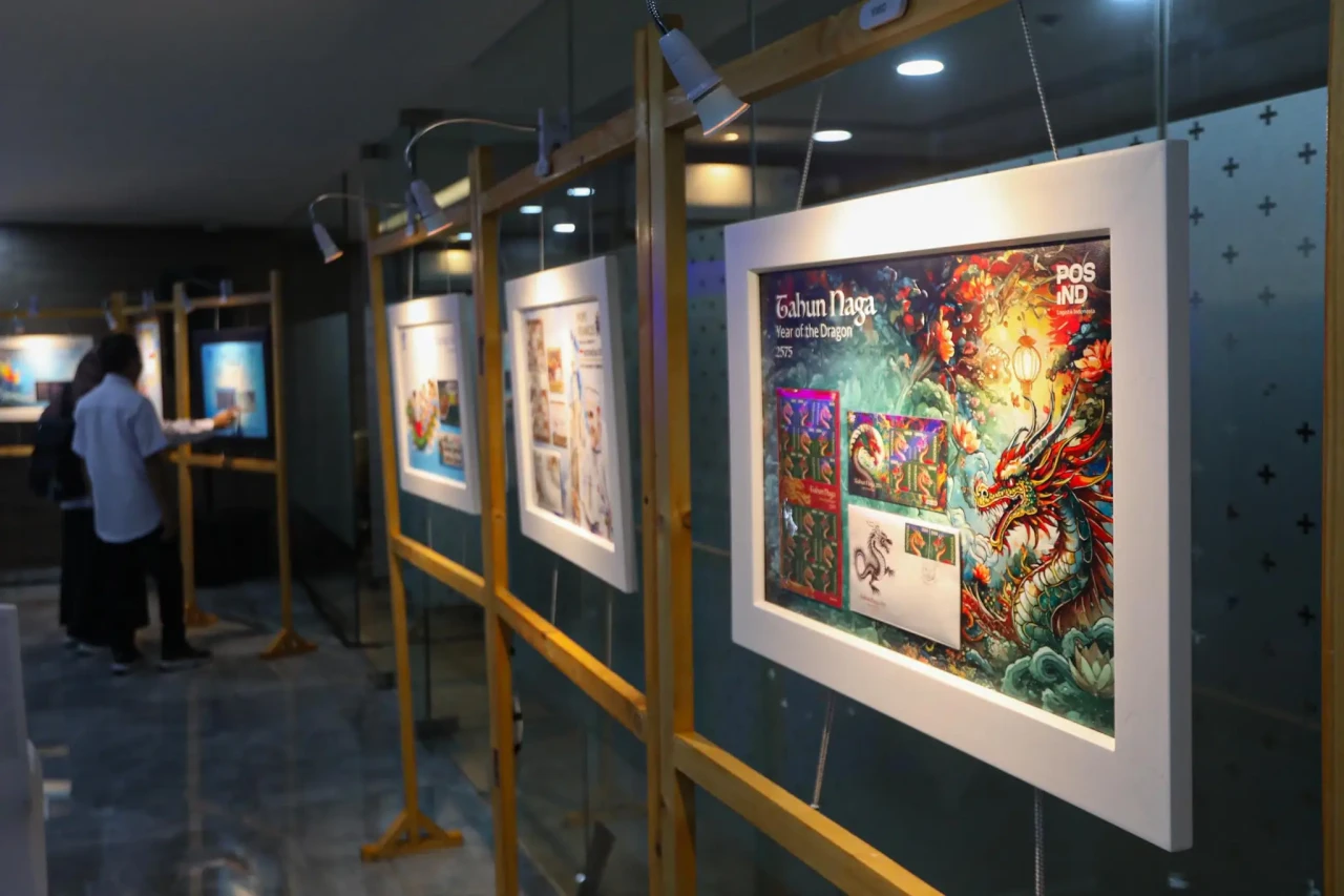 Pameran Prangko Peringati...